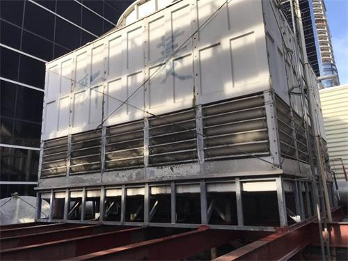 工業冷卻塔對空調制冷、空壓站及冷凝工藝等冷卻水循環系統尤為適宜(中溫型密閉式冷卻塔設計)