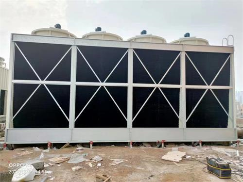 閉式冷卻塔為什么要膨脹水箱(冷卻塔加水箱的作用)(閉式冷卻塔為什么下雨反而不降溫)